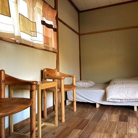淡路島の古民家1棟貸切宿 サササウナ 薪ストーブサウナとタイハーブ蒸気浴 المظهر الخارجي الصورة